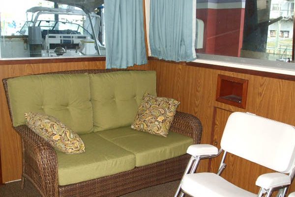 New inside to the boat 015